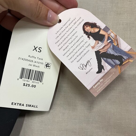 NWT Blogilates Women's Size XS Black Ruffle Tank Top Cropped Athleisure Shirt - Picture 4 of 12